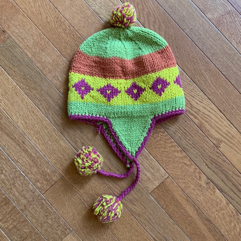 4/$10 Girls Wool blend hat size 7-14